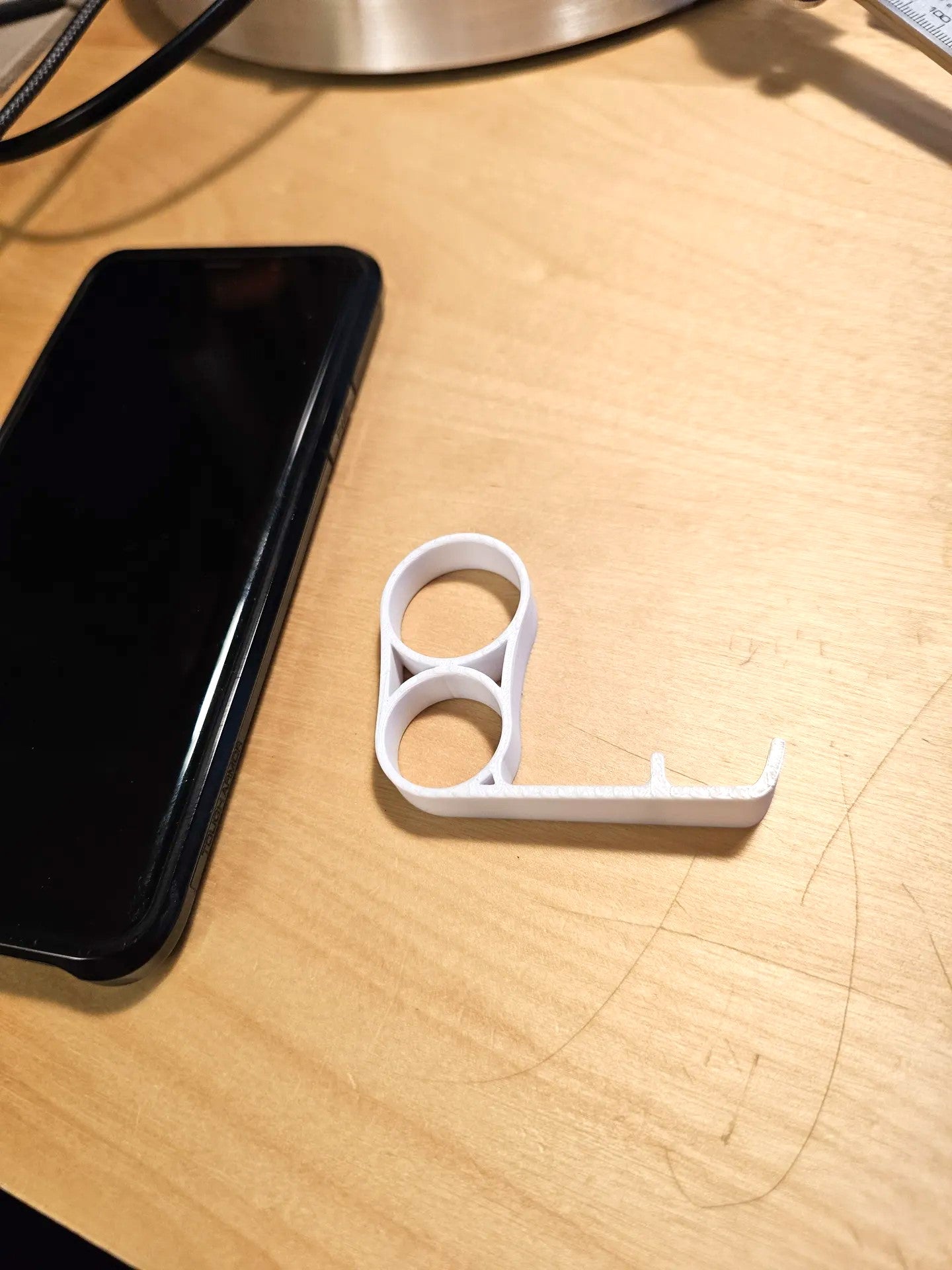 Ergonomic Phone Holder – Comfortable Grip for Better Support (Phone Tool)
