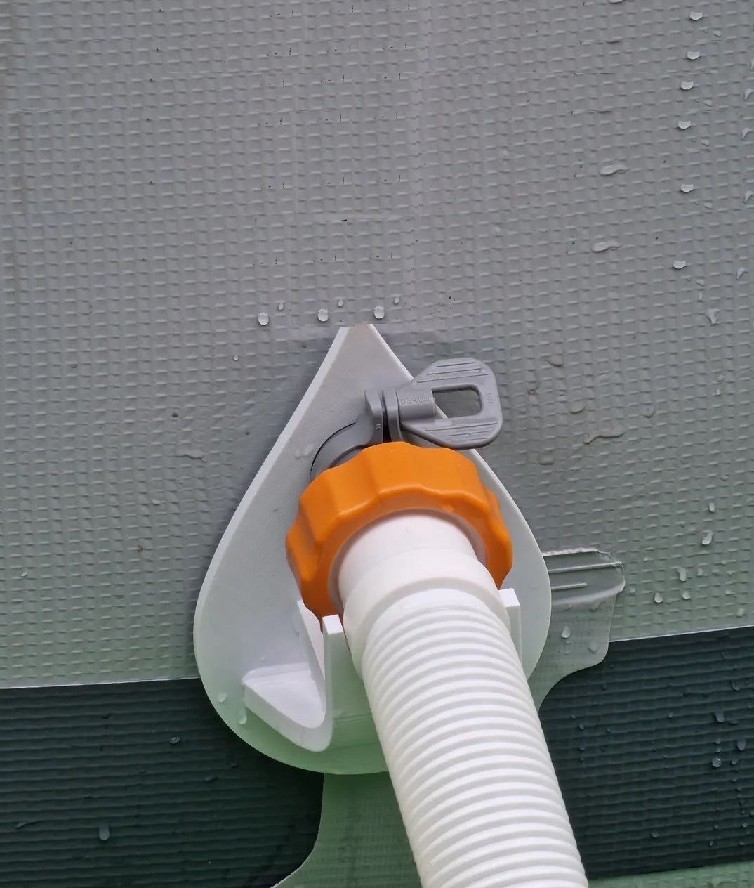 Pool hose/pipe holder for Best way/Intex pool