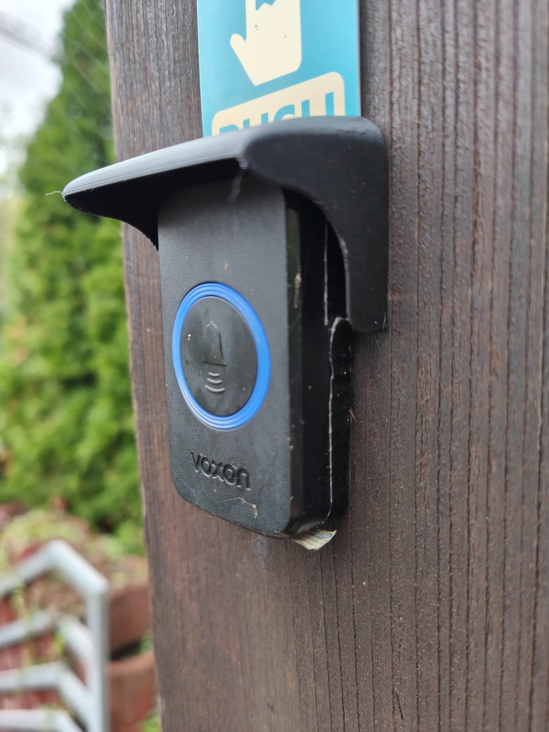 Weatherproof Cover for Outdoor Power Socket and Doorbell – Protective Rain Cover