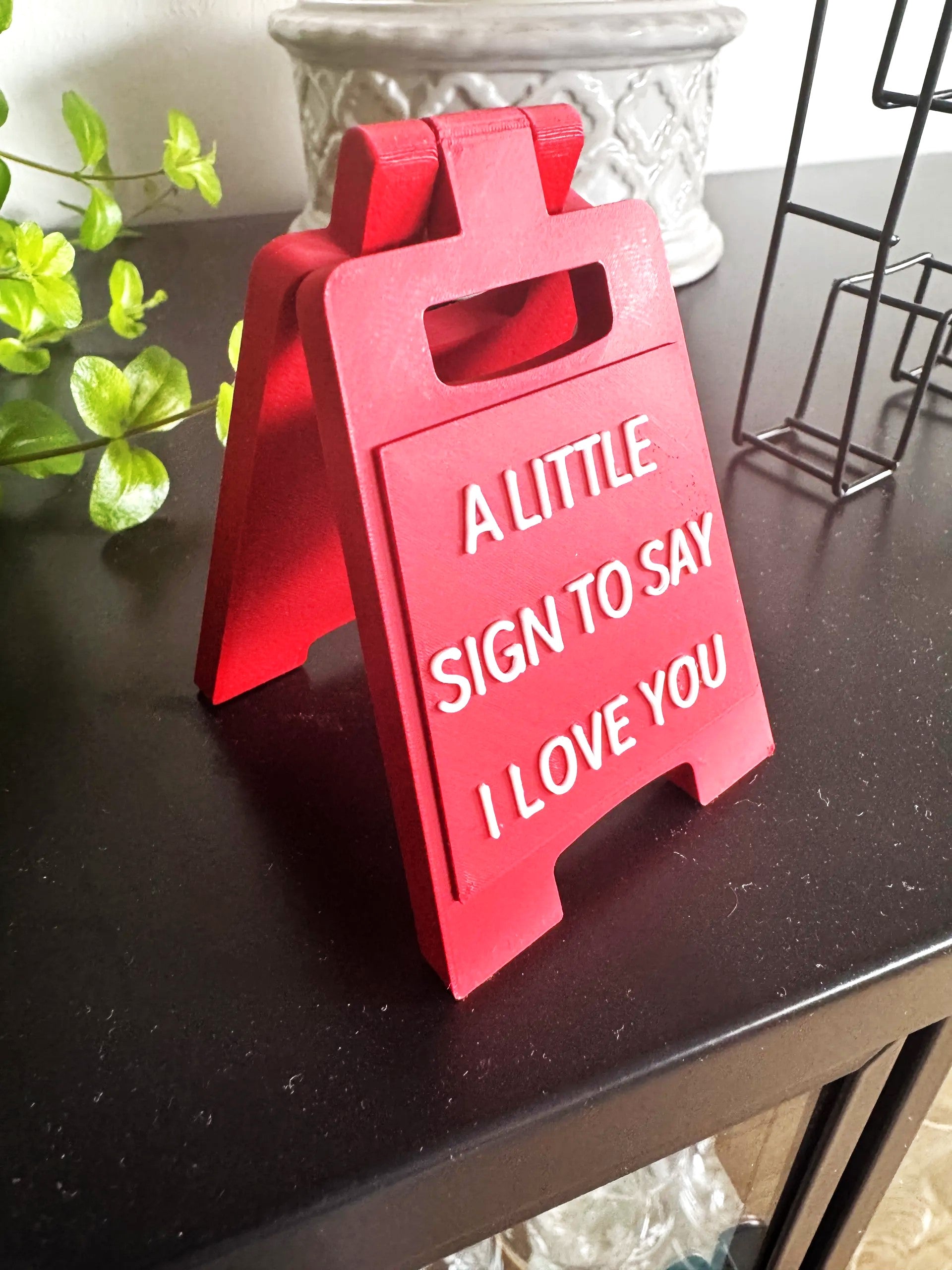 Miniature Sign I Love You - Plastic | Valentine's Day Gift Sign Board