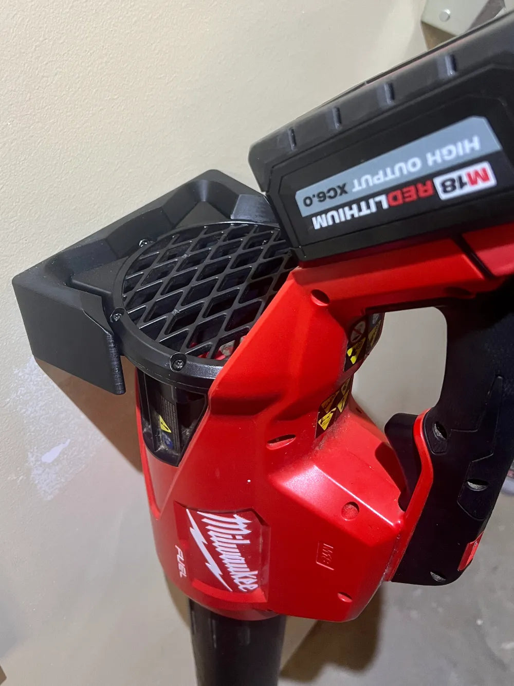 Milwaukee M18 Blower 2724 Wall Mount – Secure Storage Hook for Garage or Workshop