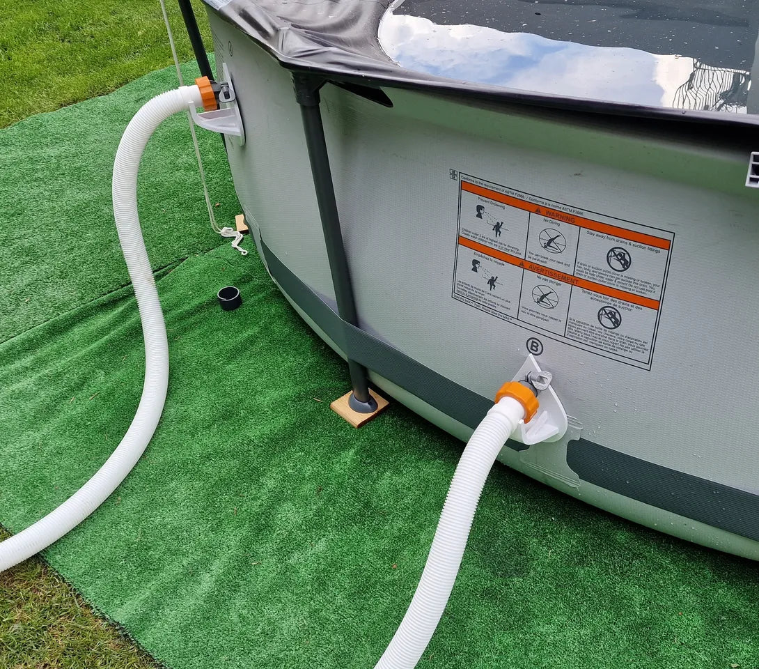 Pool hose/pipe holder for Best way/Intex pool