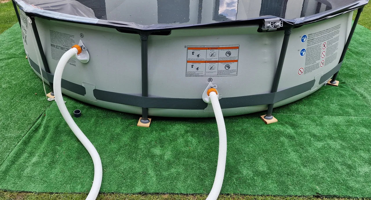 Pool hose/pipe holder for Best way/Intex pool