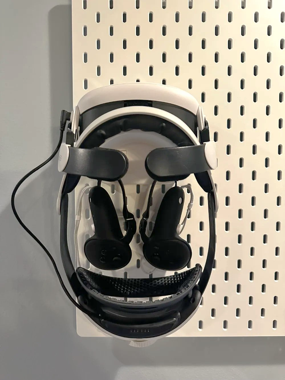 Meta Quest 2, 3 Mount for Ikea Skadis –Controller Headphone Holder for Pegboard