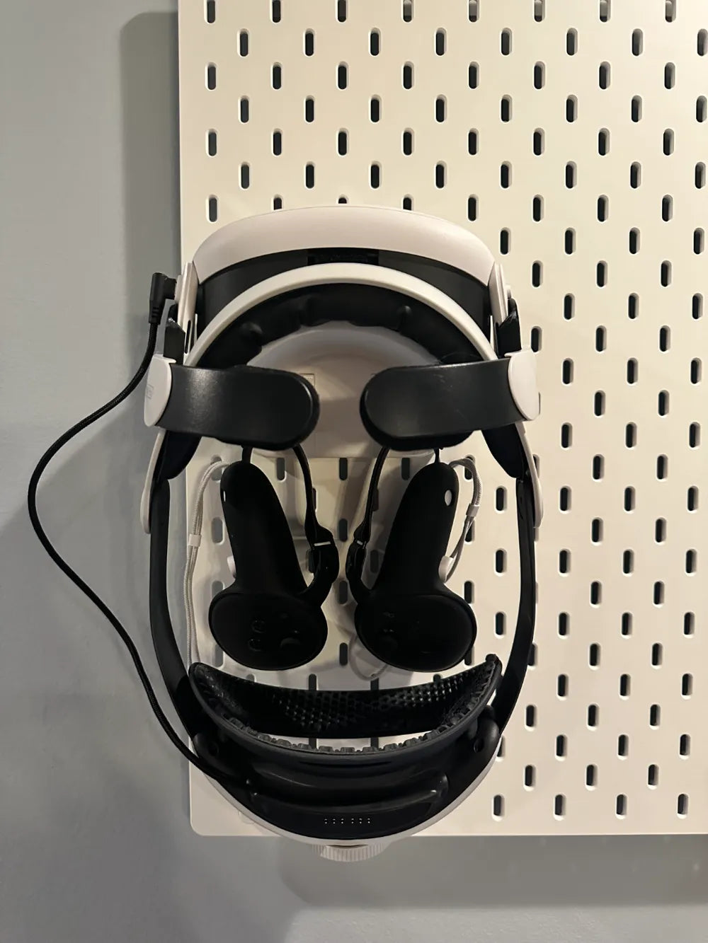 Meta Quest 2, 3 Mount for Ikea Skadis –Controller Headphone Holder for Pegboard