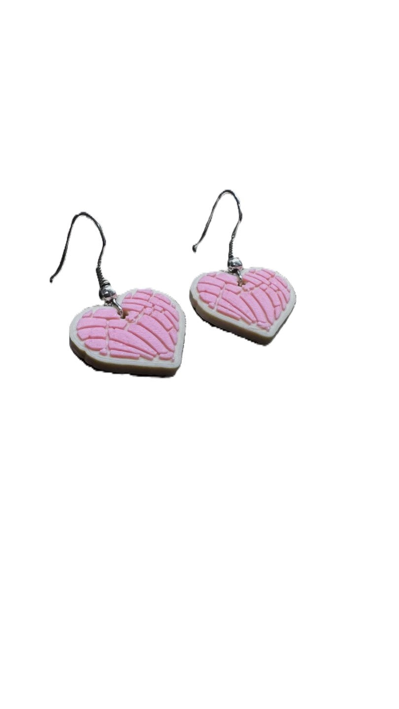 Plastic Heart-Shaped Concha Earrings – Sweet Jewelry Inspired by Pan Dulce