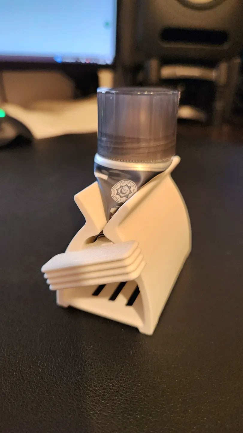 Toothpaste Squeezer – Easy Roller Tube Dispenser for Bathroom Use (Plastic)