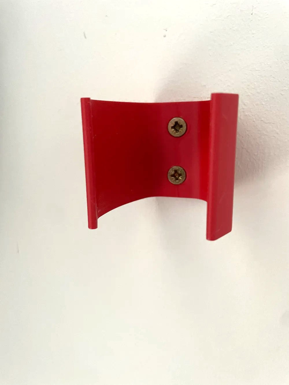Cordless Shark Vac Wall Mount Stand and Clip – Convenient and Space-Saving Storage