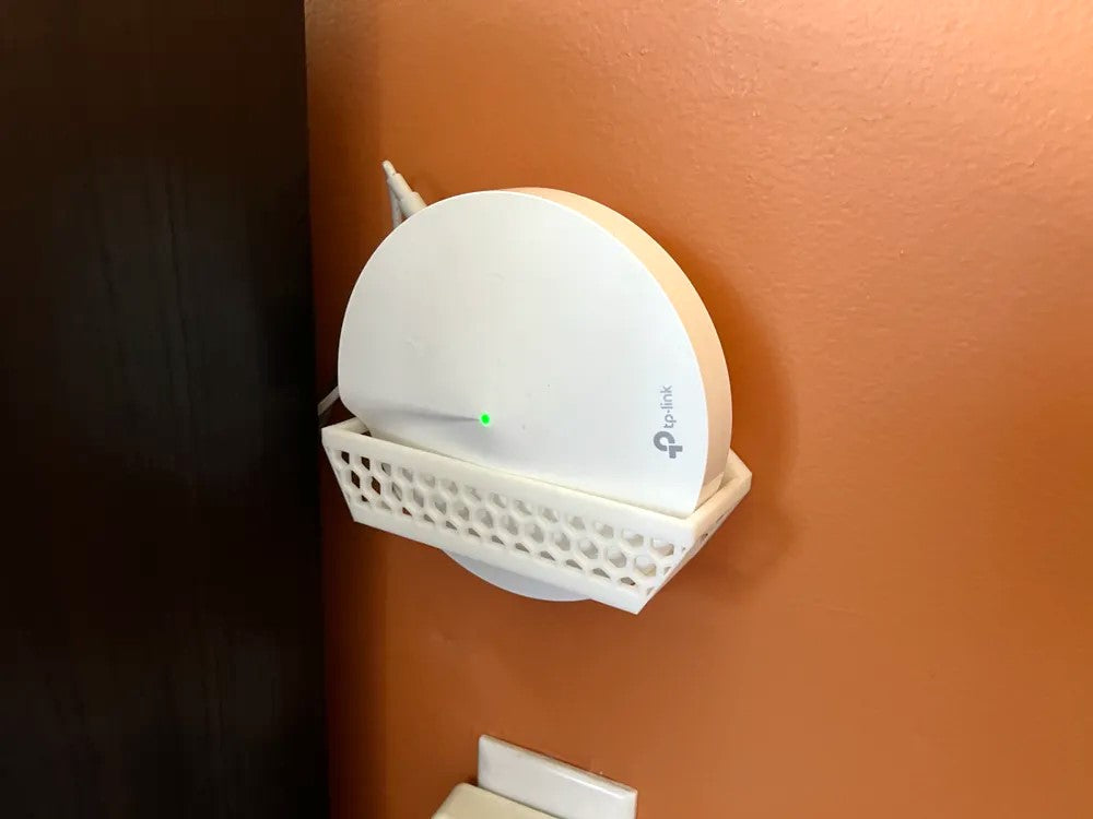 TP-Link Deco M5 Wall Mount – Durable Plastic Bracket for Space-Saving Mount