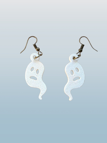 Ghost Earrings - Spooky and Stylish Plastic Earrings for Halloween