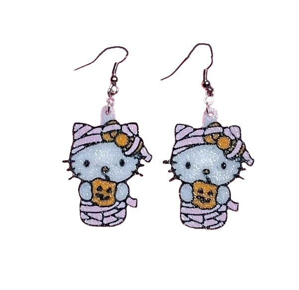 Hello Kitty Pumpkin Earrings for Halloween – Cute Halloween-Themed Earrings