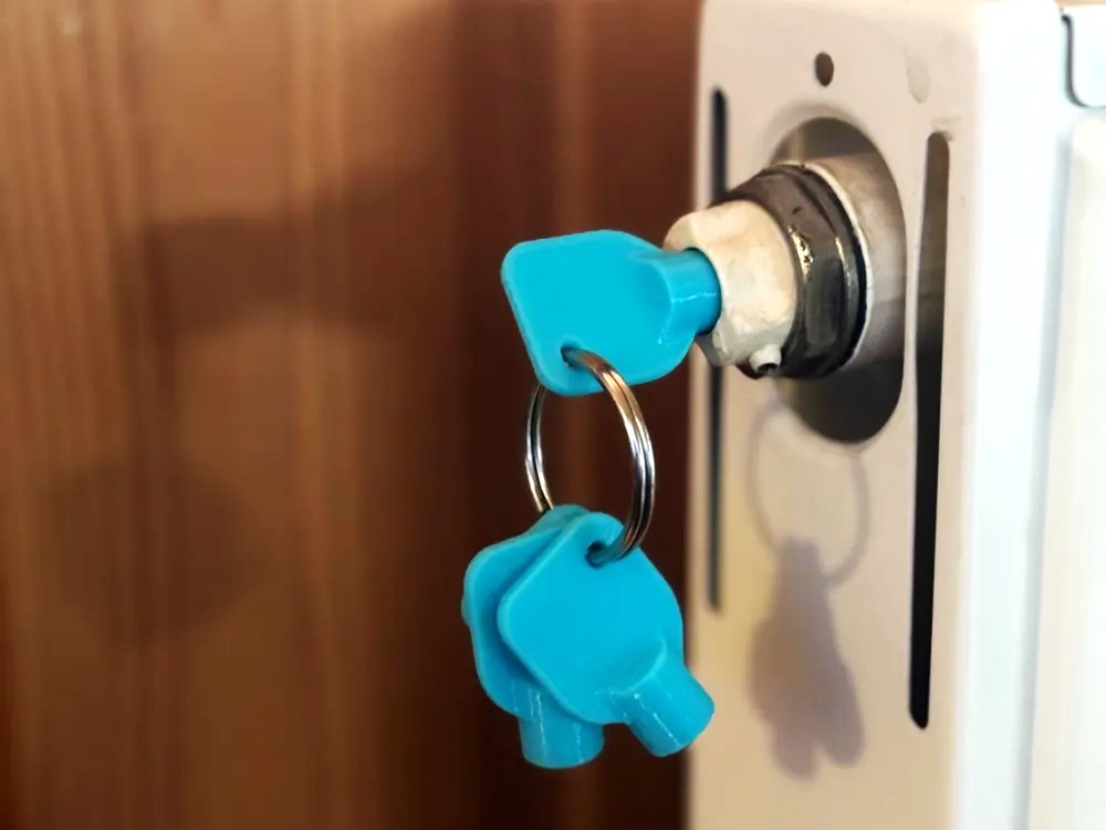 Bleed Key – Plastic | 3 Pcs Essential Key Tool for Easy Radiator Maintenance