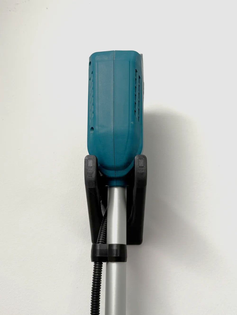 Makita Grass Trimmer Wall Mount (For DUR191U & More) - Heavy Duty Storage Bracket