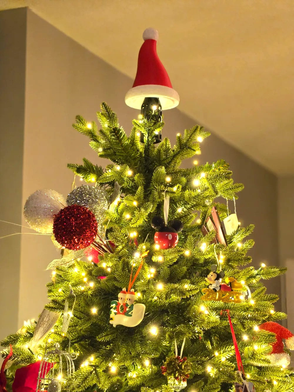 Santa Claus Hat Xmas Tree Topper- Plastic |Festive Christmas Holiday Tree Topper