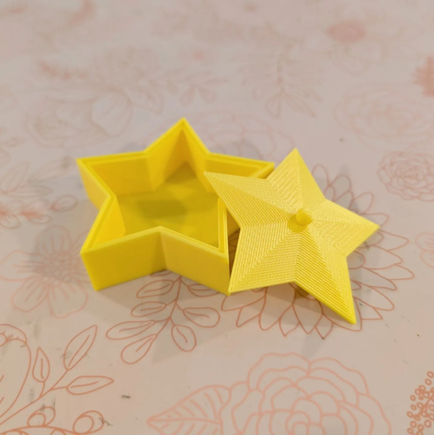 Ramadan Star Date Box – Eid Date Box for Table Decor, Perfect for Suhoor & iftar