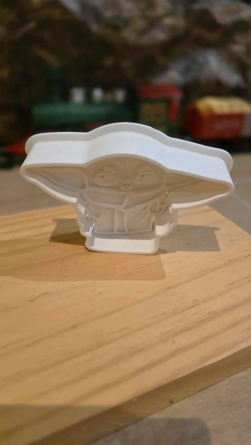 Adorable Baby Yoda Cookie Cutter – Fun Star Wars Inspired Baking Tool
