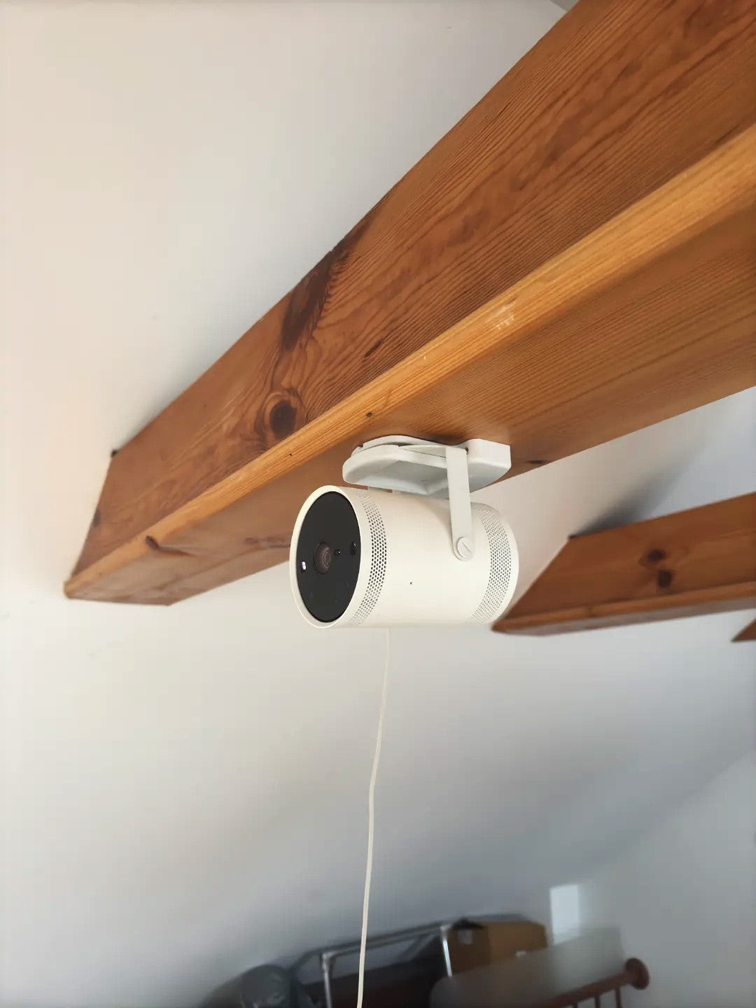 Samsng Projector Freestyle Wall or Ceiling Mount – Plastic | Durable Mount
