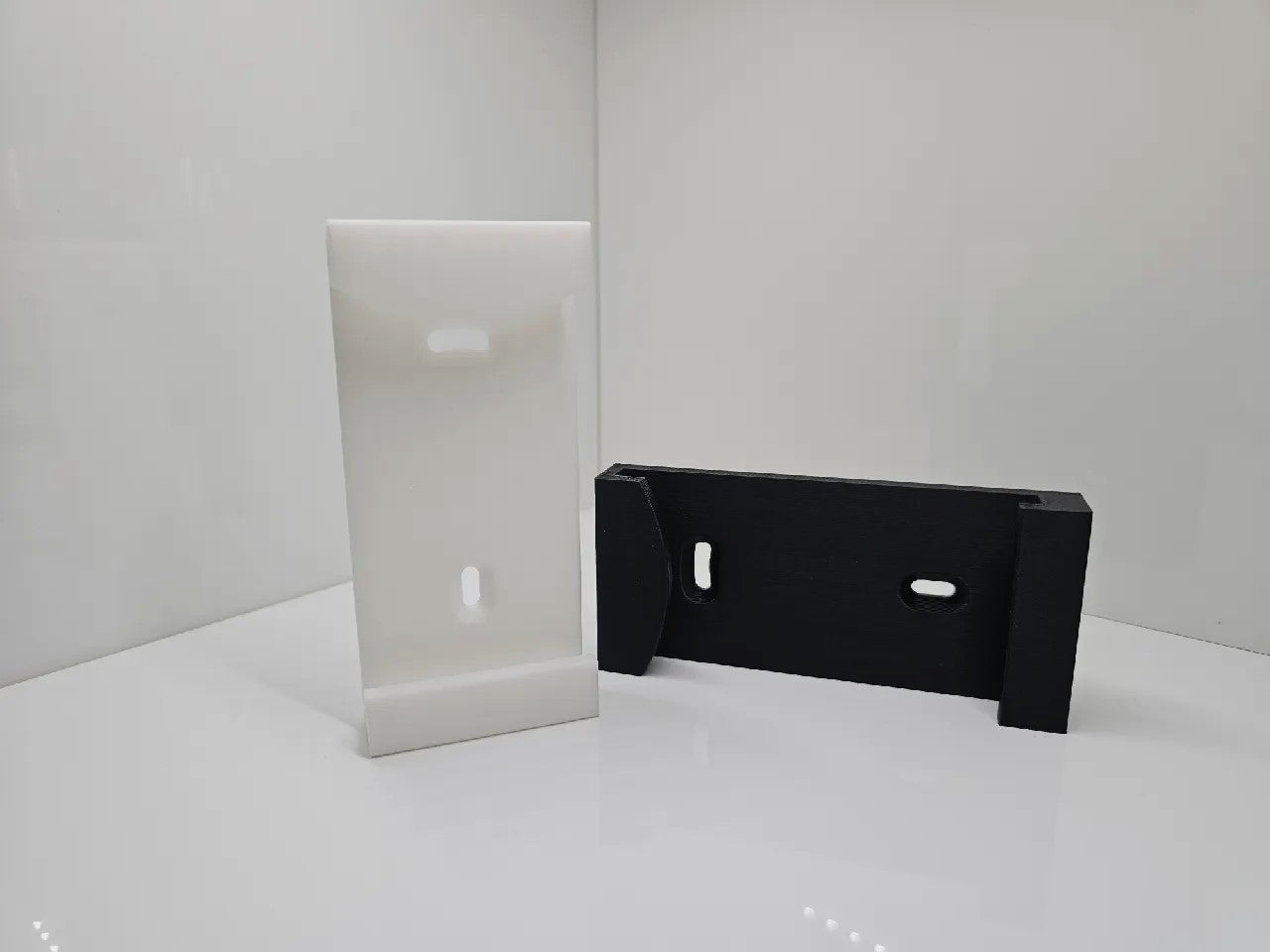 HY300 Wall-Mounted Holder Projector Holder-Plastic Wall-Mounted Projector Clip