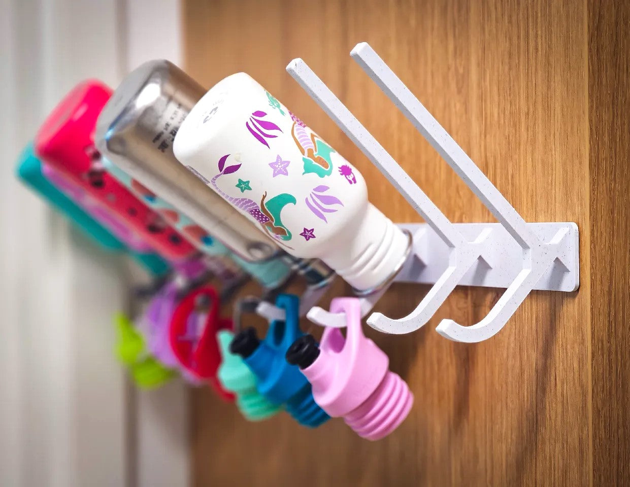 Drink Bottle Holder - Wall Hanging Hooks for Kids Water Bottles