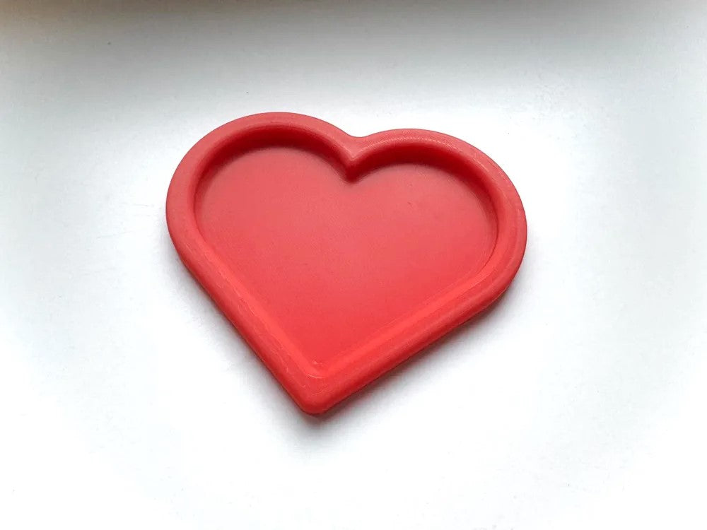 Heart-Shaped Tray for Valentine's Day - Plastic | Romantic Valentine's Gift Tray