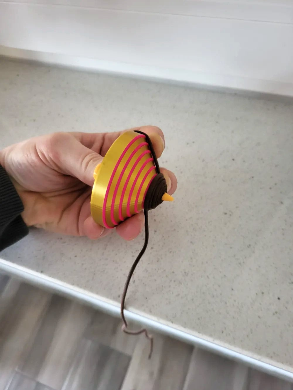 Traditional Spinning Top – Classic Toy for Skill & Fun (String Not Included)