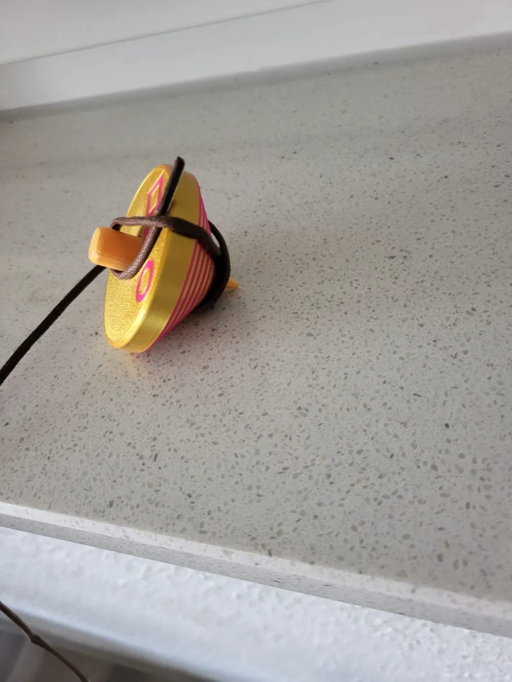 Traditional Spinning Top – Classic Toy for Skill & Fun (String Not Included)