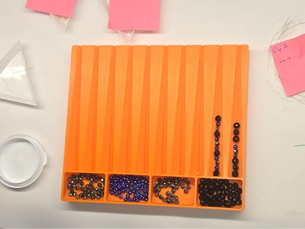 Bead Organizer Tray – Compact and Practical Storage for Beads and Craft Supplies