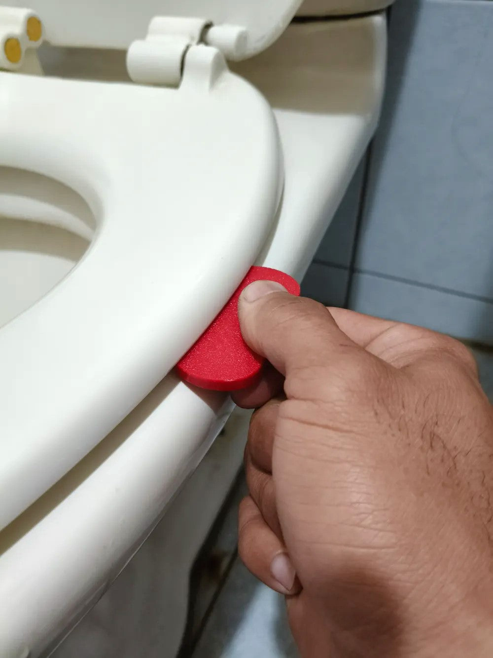 Toilet Seat Pad Handle – Hygienic Lift Handle for Touch-Free Toilet Seat