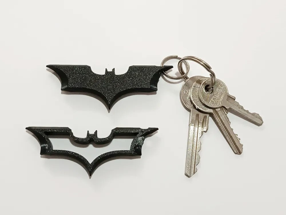 Dark Knight Batarang Keychain – Superhero Bag Charm & Keyring Accessory