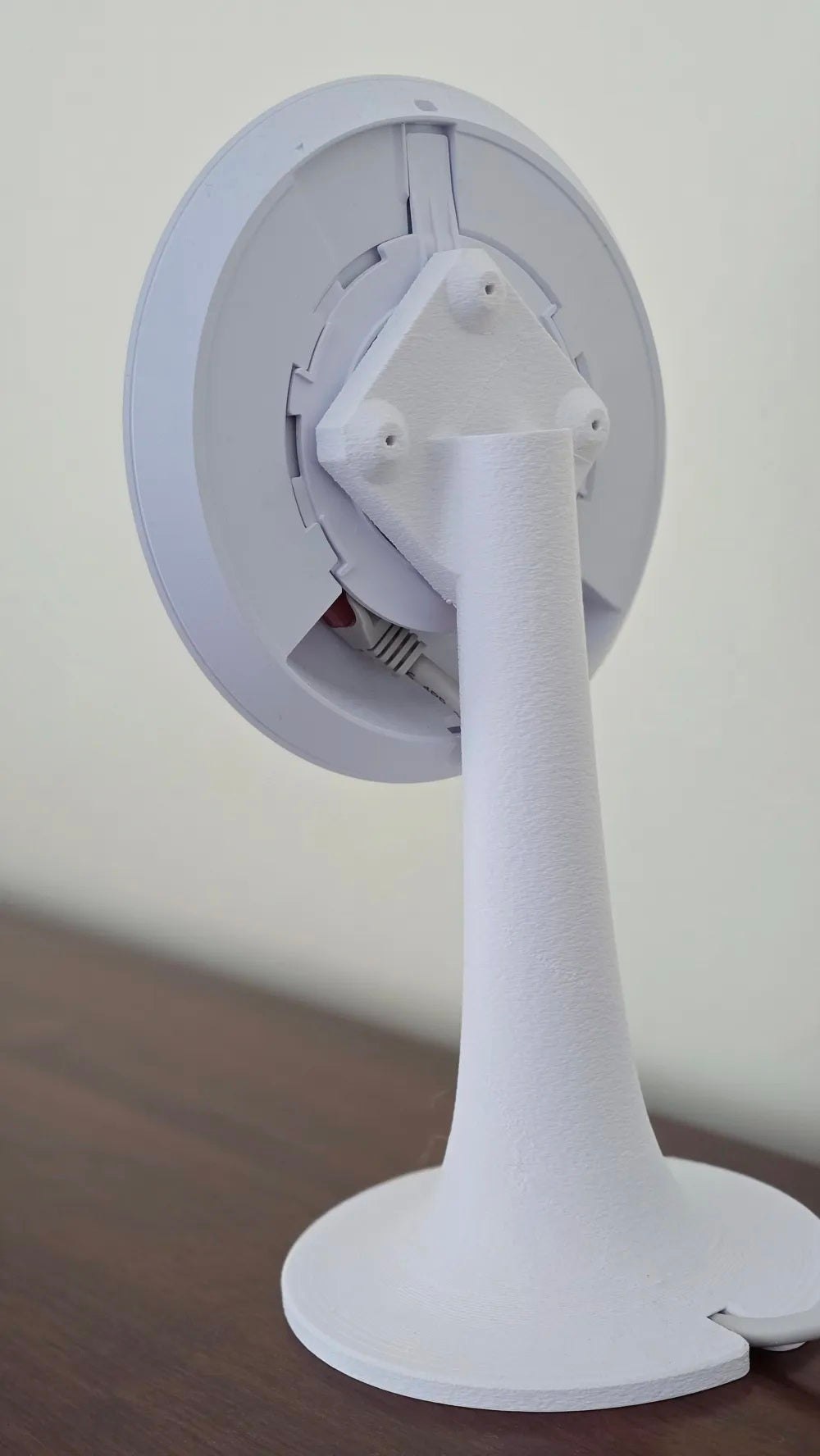 Stand for Ubiquiti Access Point – Sturdy & Stylish Desk/Table Mount