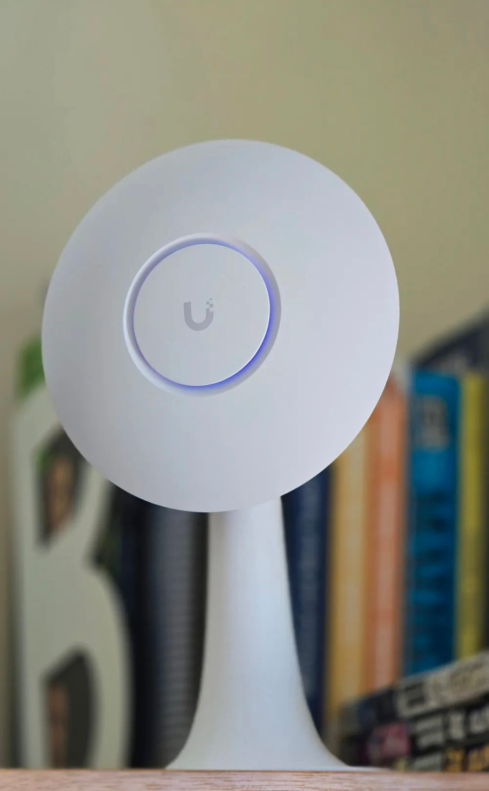 Stand for Ubiquiti Access Point – Sturdy & Stylish Desk/Table Mount