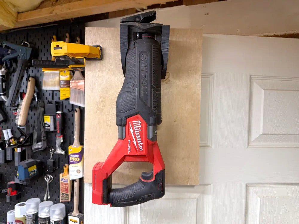 Milwaukee M18 FUEL Sawzall Wall Mount – Heavy-Duty Storage Bracket Secure Tool