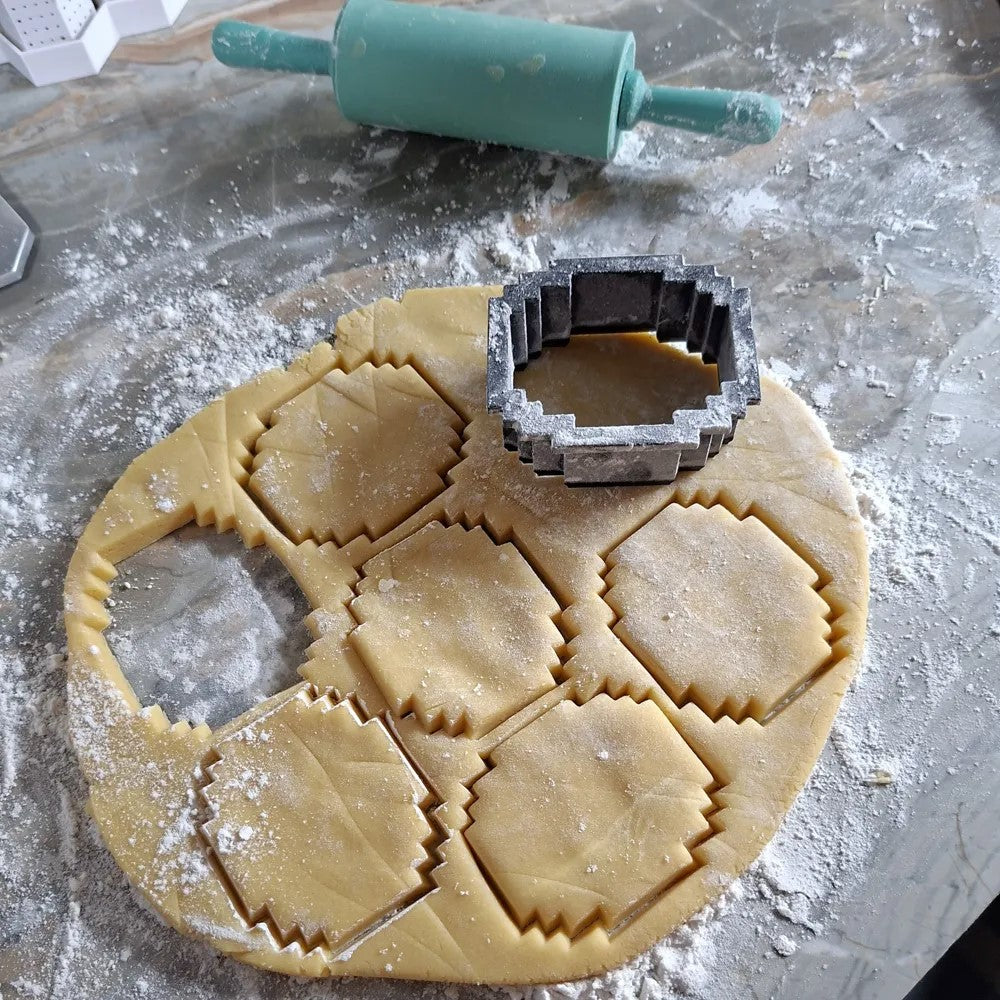 Minecraft Cookie Cutter – Fun Pixel Style Baking Tool for Cookies, Fondant
