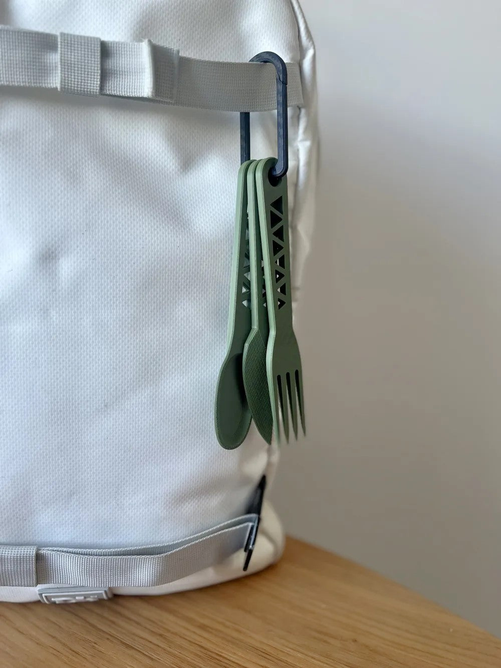 Hike Cutlery Set – Spoon, Fork, Knife with Carabiner Clip – Travel Utensils