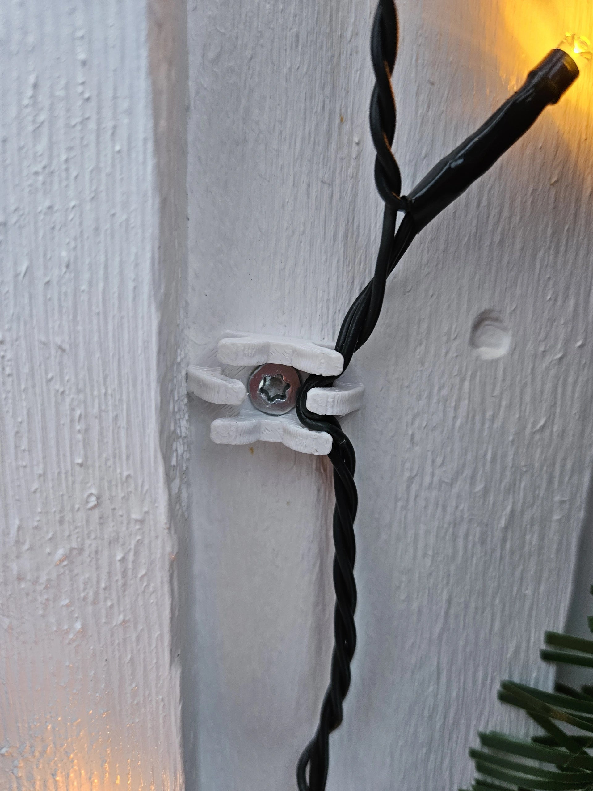 Fairy Light Garden Fence Mount - 10 Hooks Illuminate Your Outdoor Space with Ease