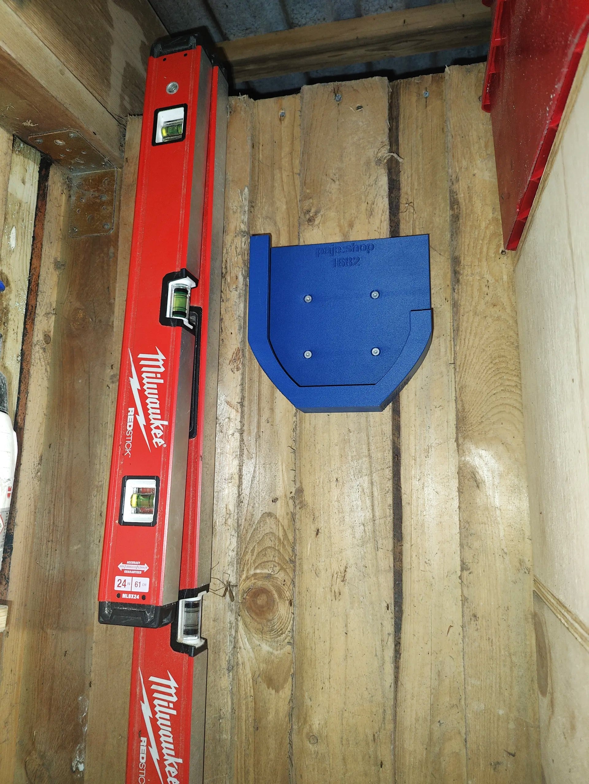 Makita DUB363 Wall Mount – Secure Storage for Your Blower - Durable Wall Mount