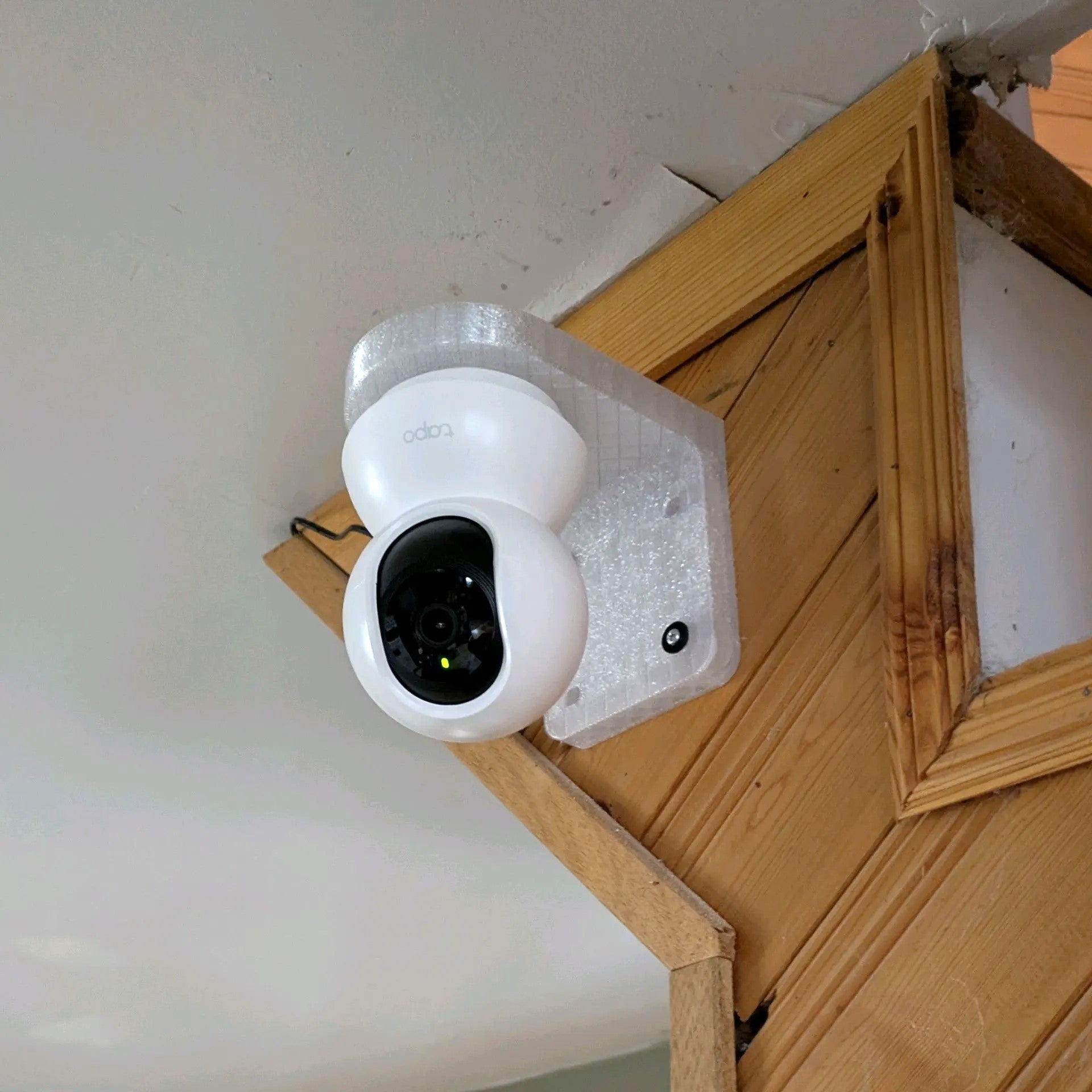 Tapo Camera Wall Mount – Compatible with TP-Link Tapo Camera -Wall Mount Bracket