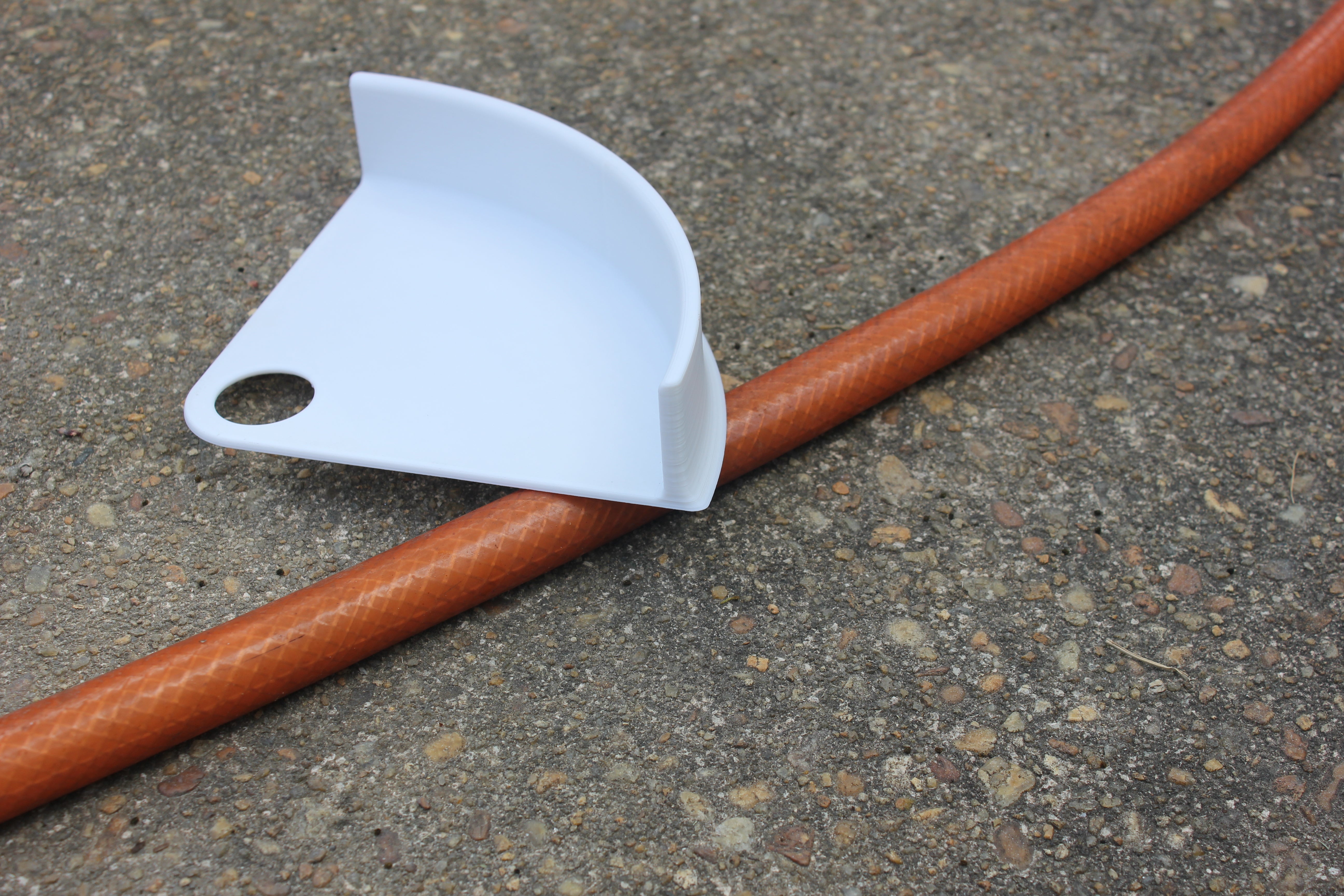 Car Wash Hose Guide - Durable Plastic Hose Prevents from Snagging and Tangling