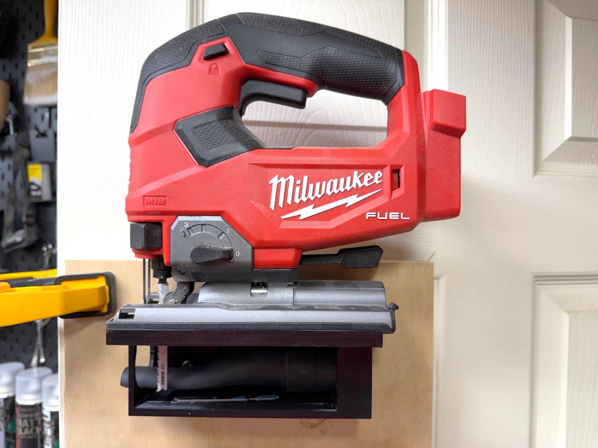 Milwaukee M18 FUEL Jigsaw Wall Mount –Heavy-Duty Storage Bracket for Secure Tool