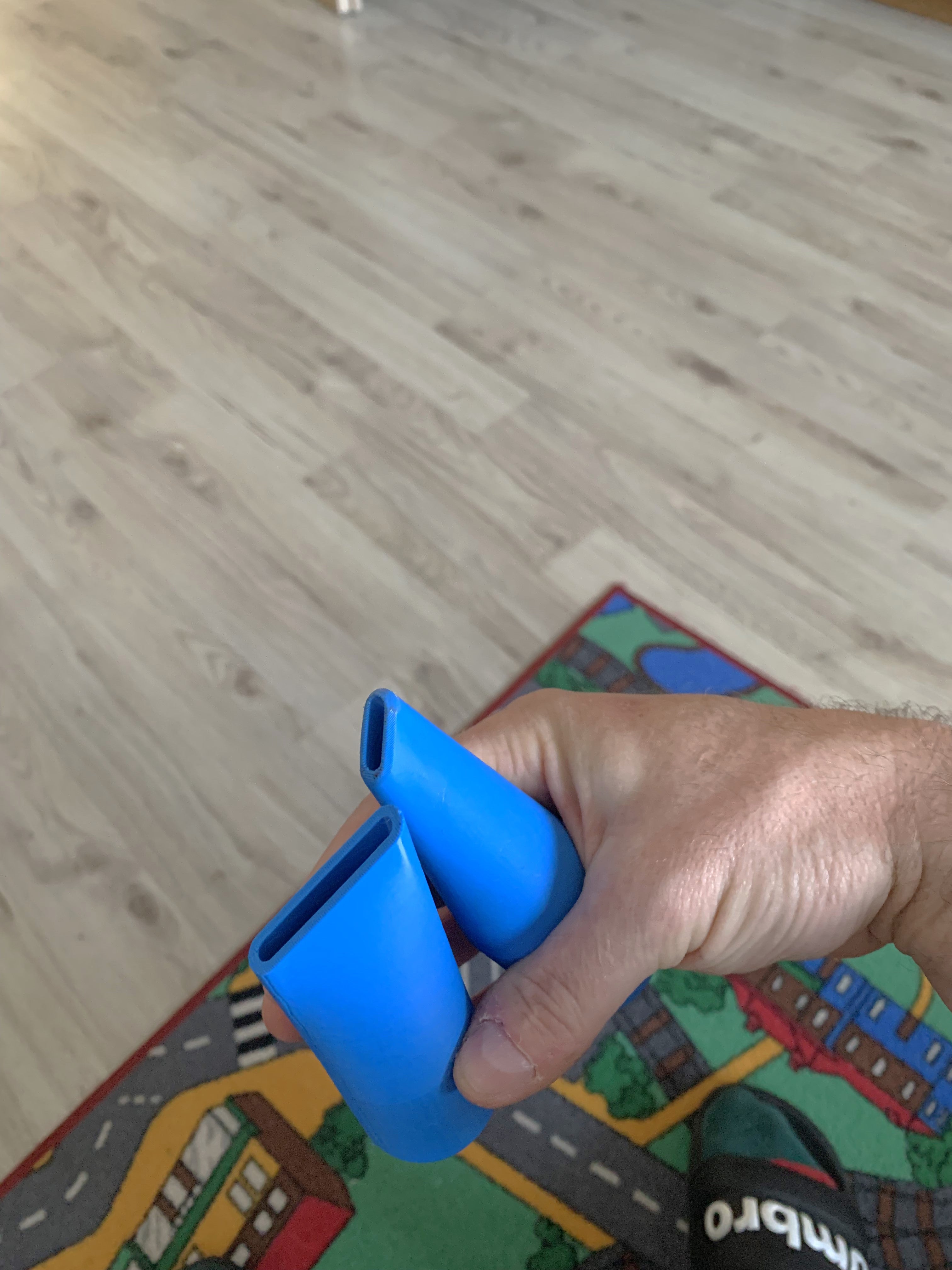 Multi-Port Vacuum Cleaner Nozzle Adapter – Universal Fit for Various Hose Sizes