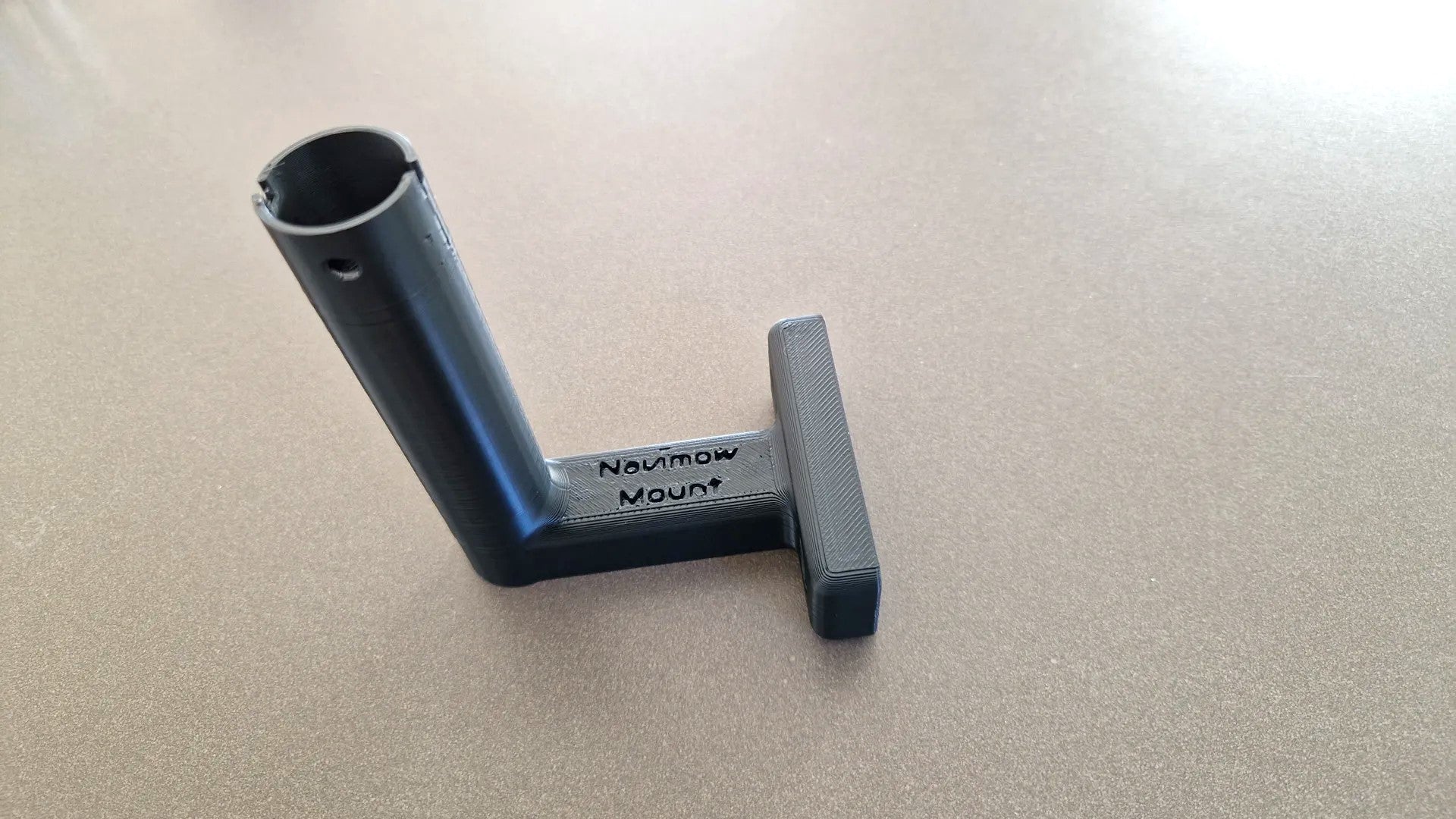 Segway Navimow i105E, i108E Wall Mount – GPS Antenna Bracket Holder Wall Mount