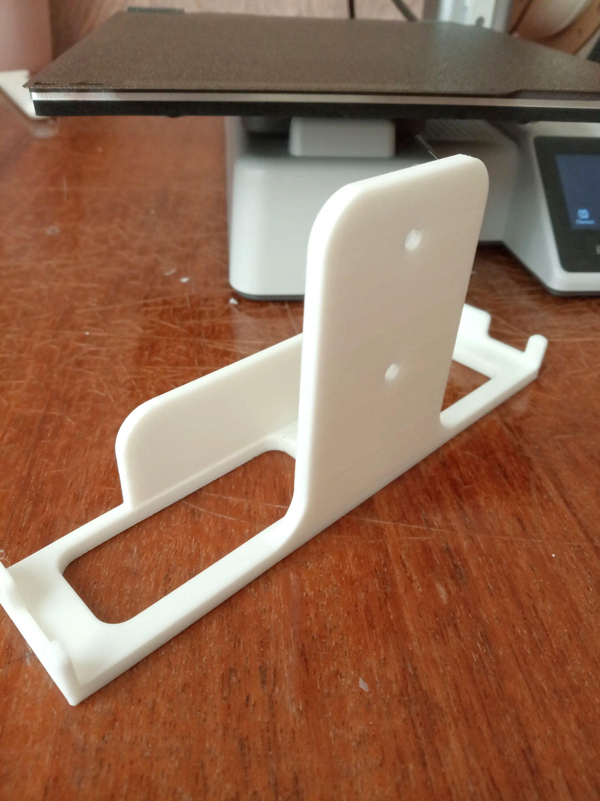 TP-Link GS108 Network Wall Mount – Plastic Bracket for Secure and Efficient