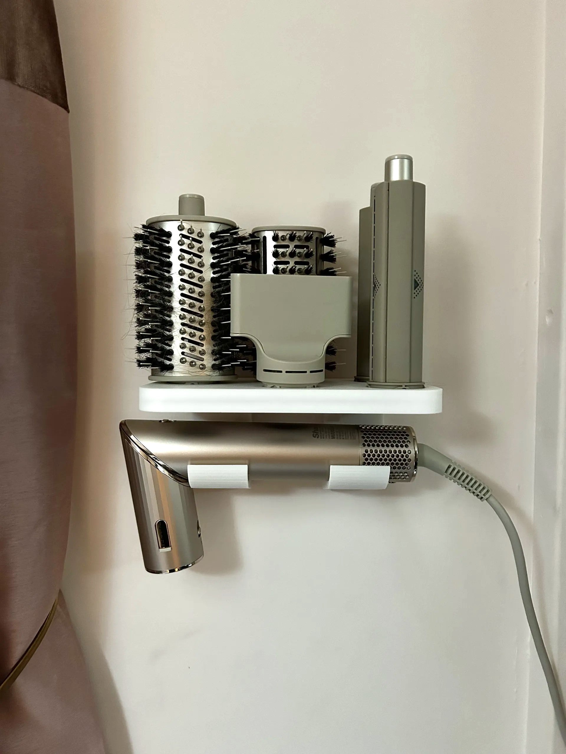 Shark FlexStyle Wall Stand – Premium Wall-Mounted for Hair Dryer & Attachments