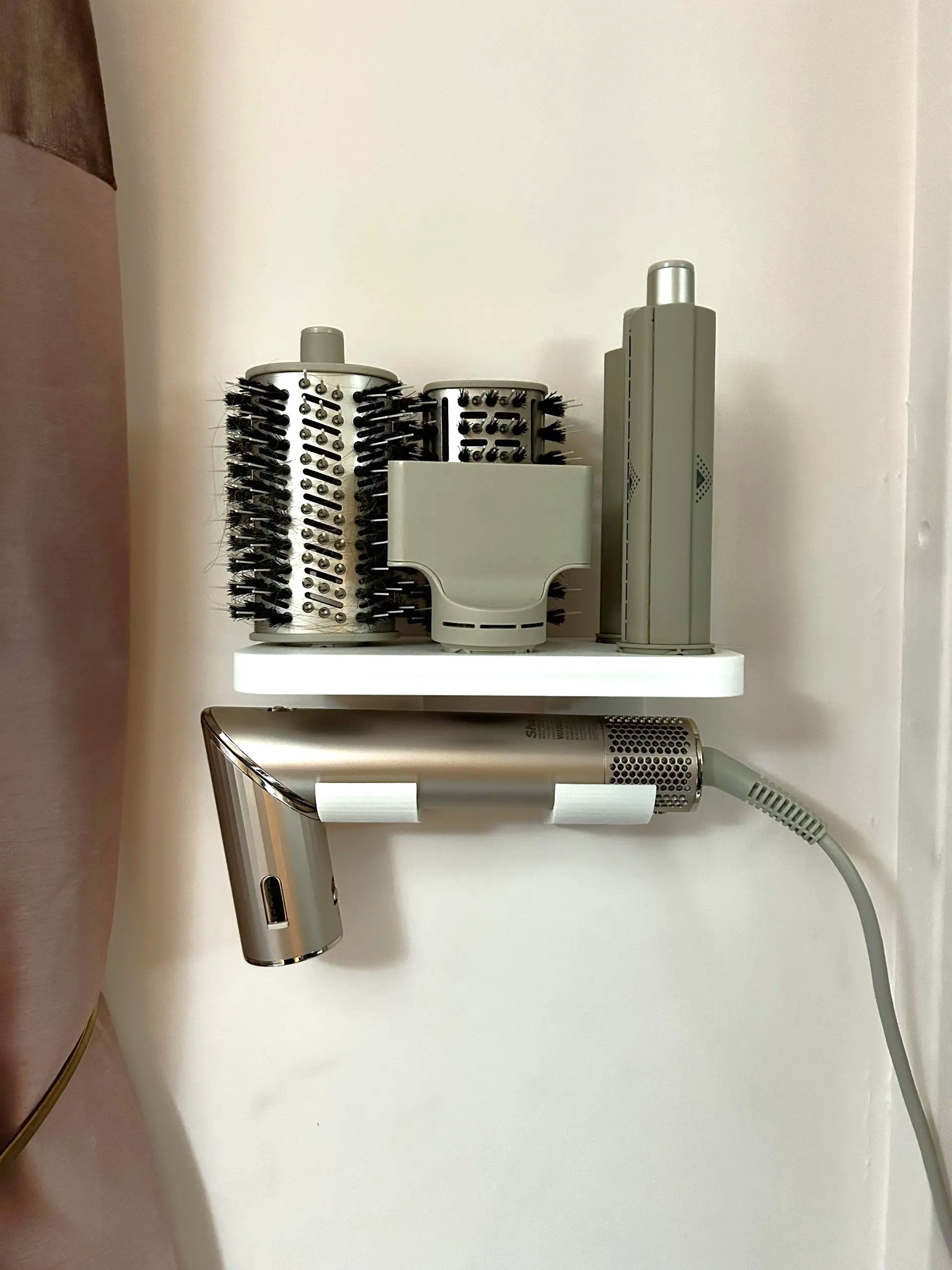 Shark FlexStyle Wall Holder – Convenient Wall Mount Organizer for Hair Dryer
