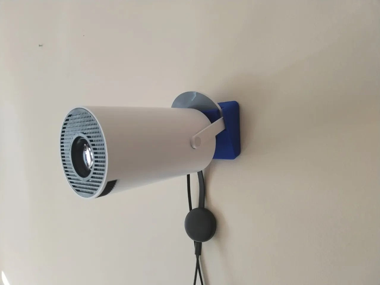 Angled HY300 Smart Projector Wall Mount - Plastic | Durable Wall Mount Clip