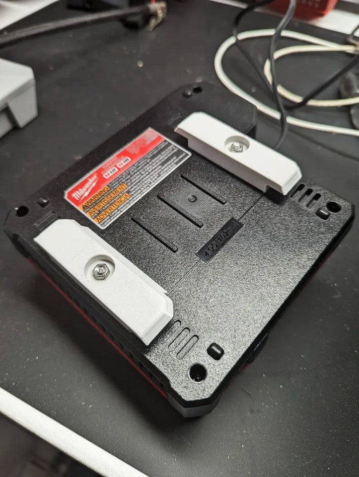 Milwaukee Packout Bracket for Rapid Chargers – Compatible with M12 & M18
