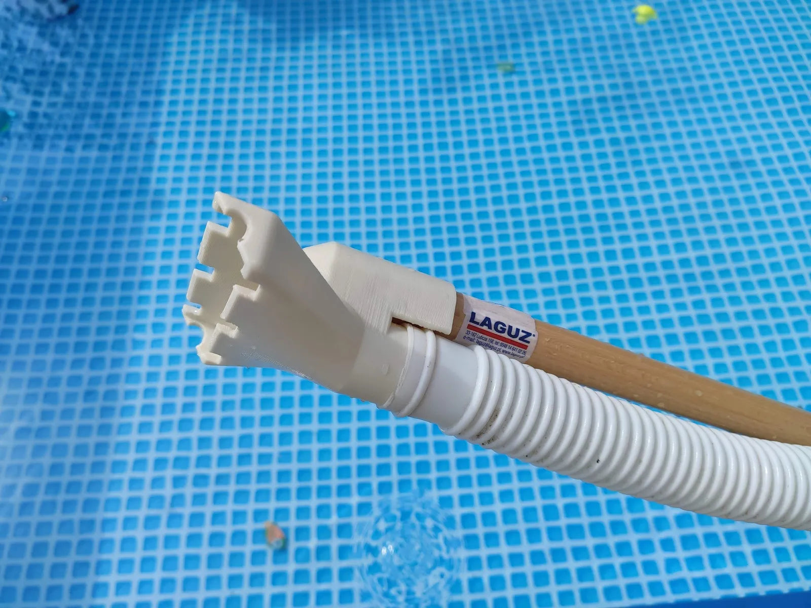 Pool vacuum nozzle for Intex/Bestway