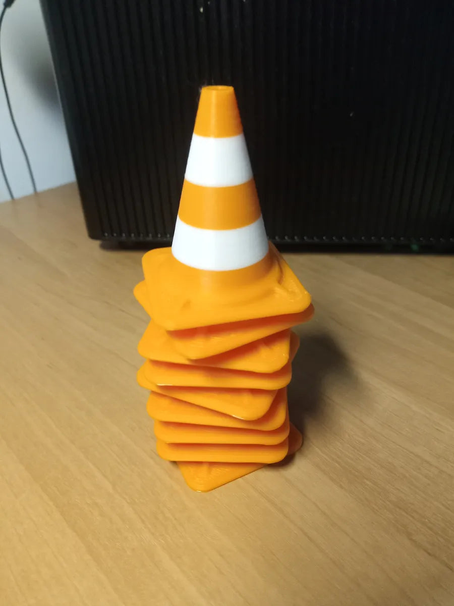 7Pcs Mini Traffic Cones Training Roadblock Cones Mini Orange Cones for Multipurpose