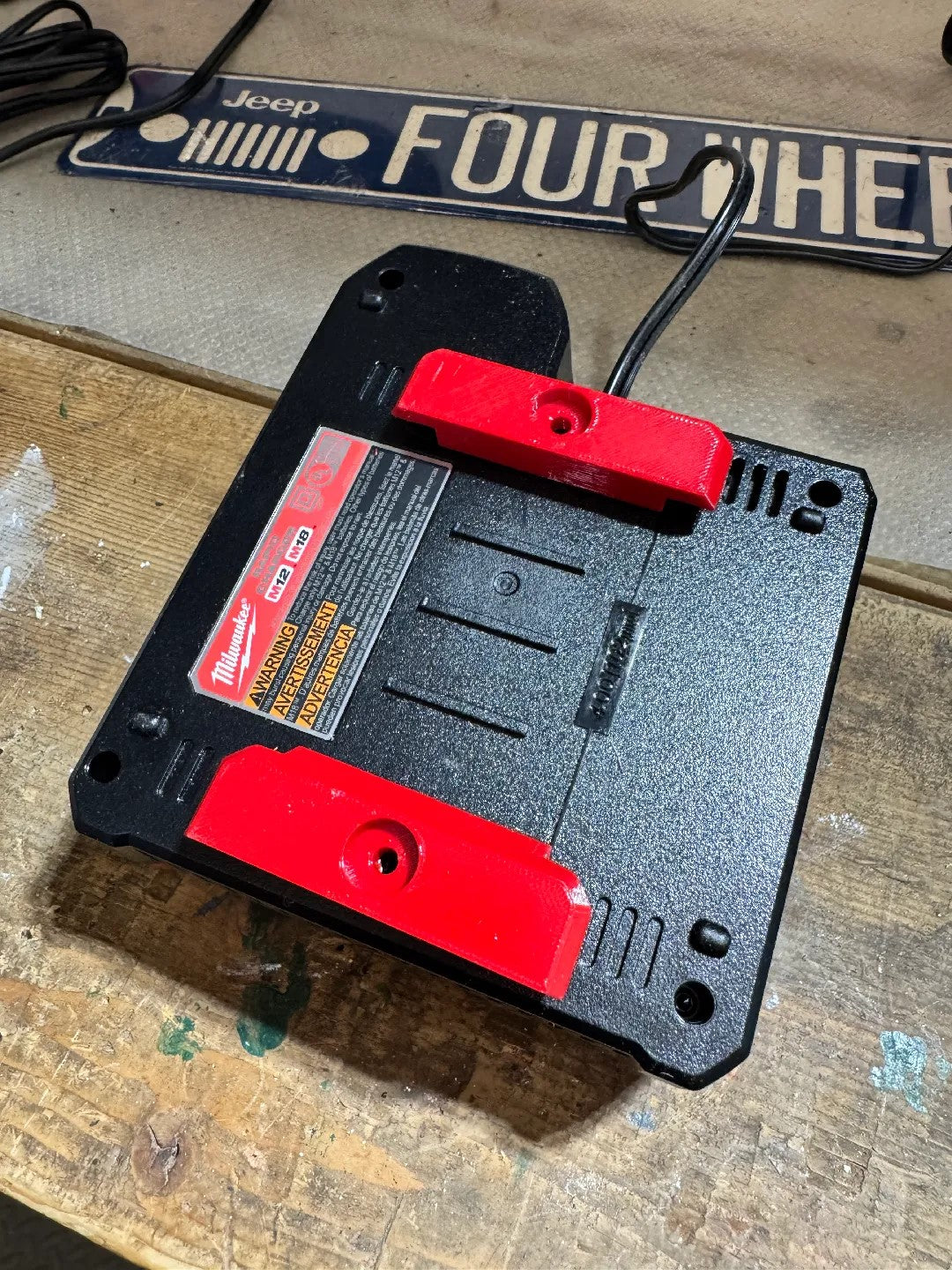Milwaukee Packout Bracket for Rapid Chargers – Compatible with M12 & M18