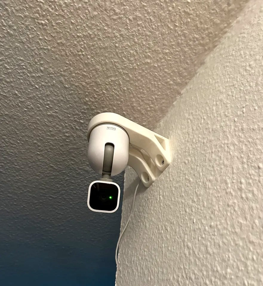 Blink Mini Pan Tilt Camera Wall Mount - Secure and Versatile Plastic Mount